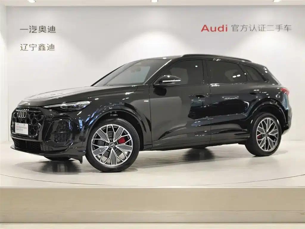 Audi Q5L 2026 2.0T Exclusive Edition for Million Users — миниатюра 1
