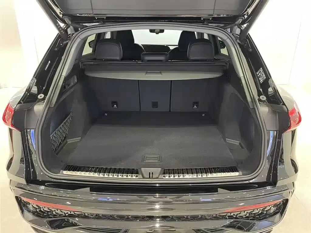 Audi Q5L 2026 2.0T Exclusive Edition for Million Users — миниатюра 6
