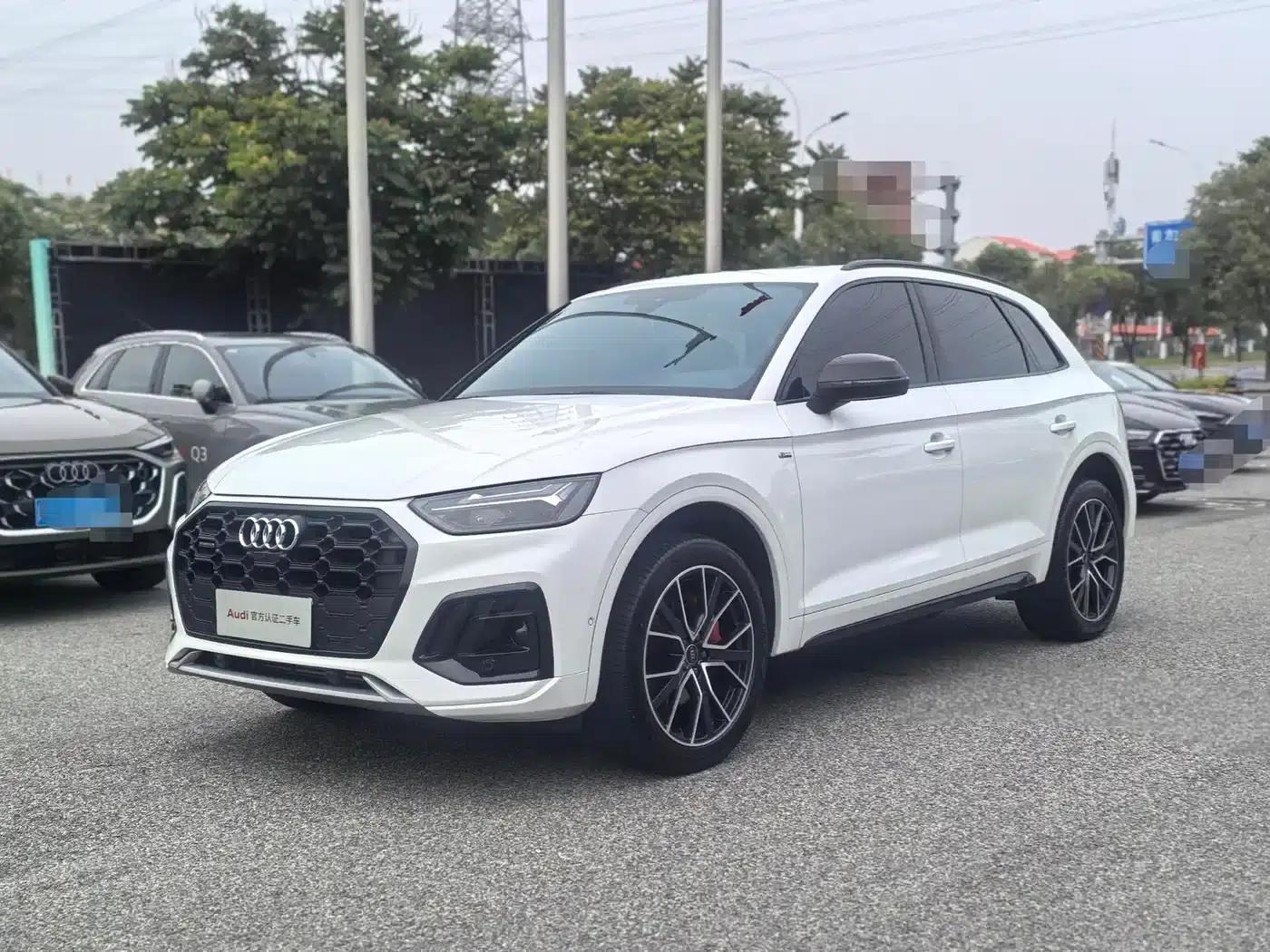 Audi Q5L 2024 45 TFSI Luxury Dynamic — миниатюра 1