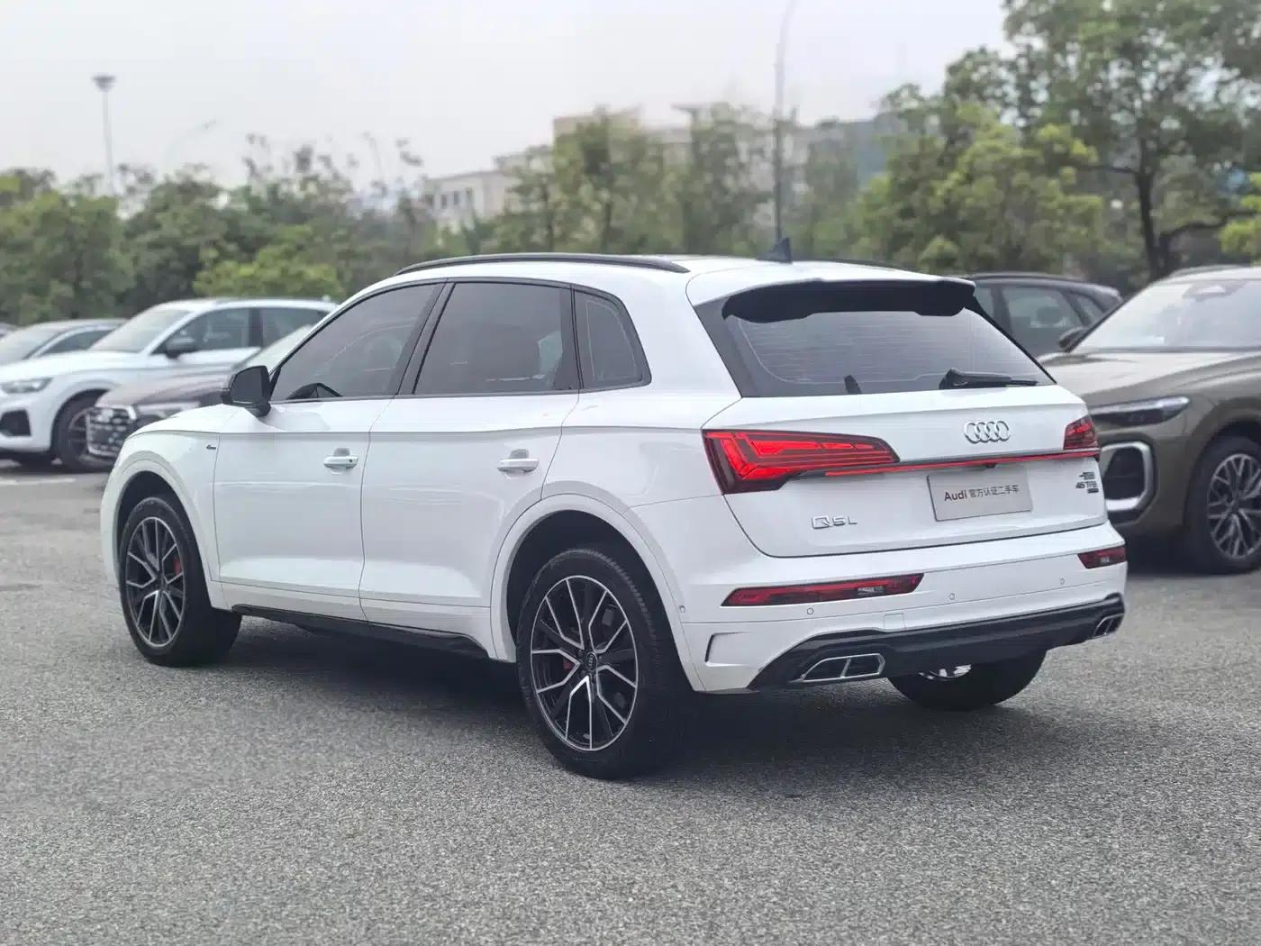 Audi Q5L 2024 45 TFSI Luxury Dynamic — миниатюра 5