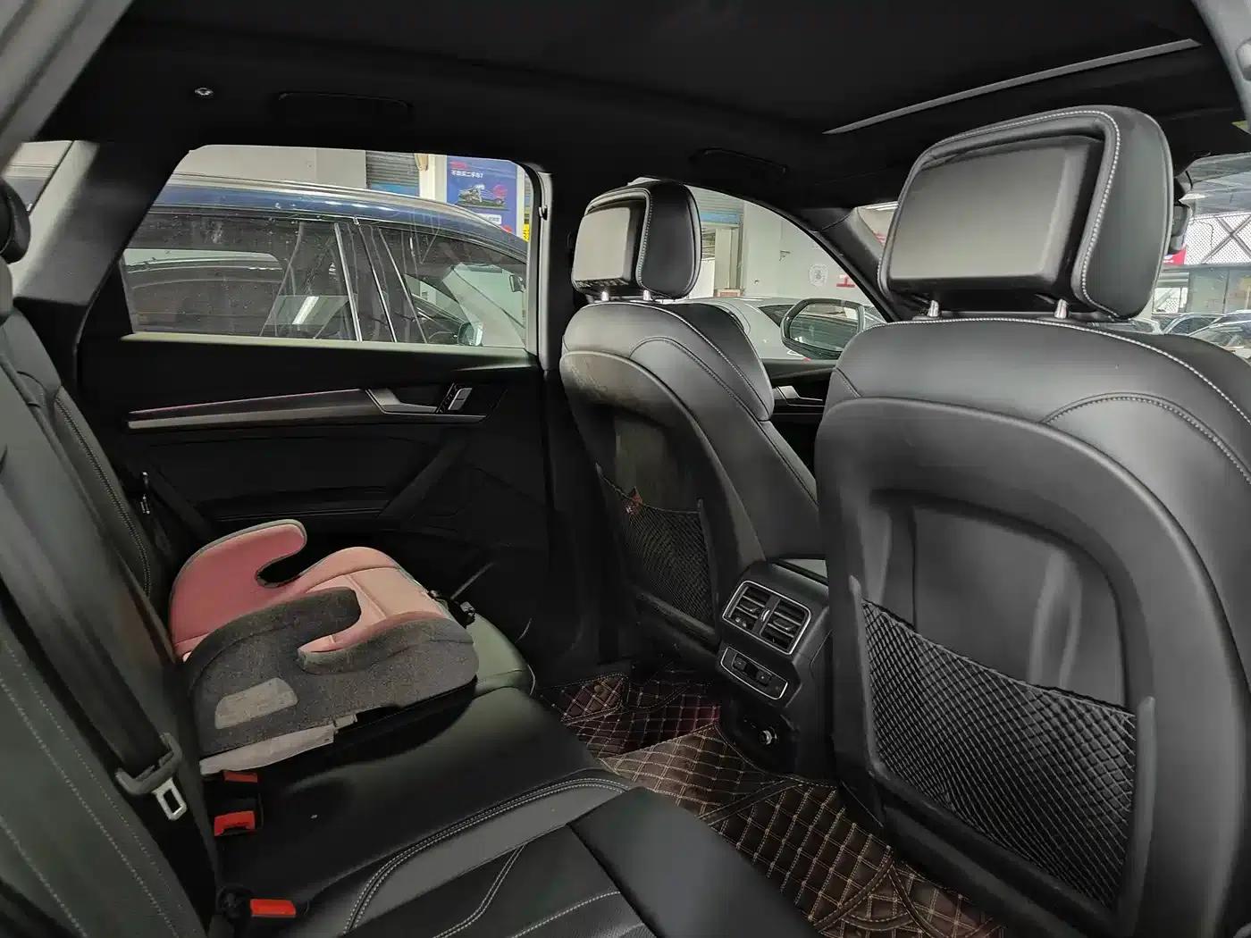 Audi Q5L 2024 40 TFSI Luxury Dynamic — миниатюра 15