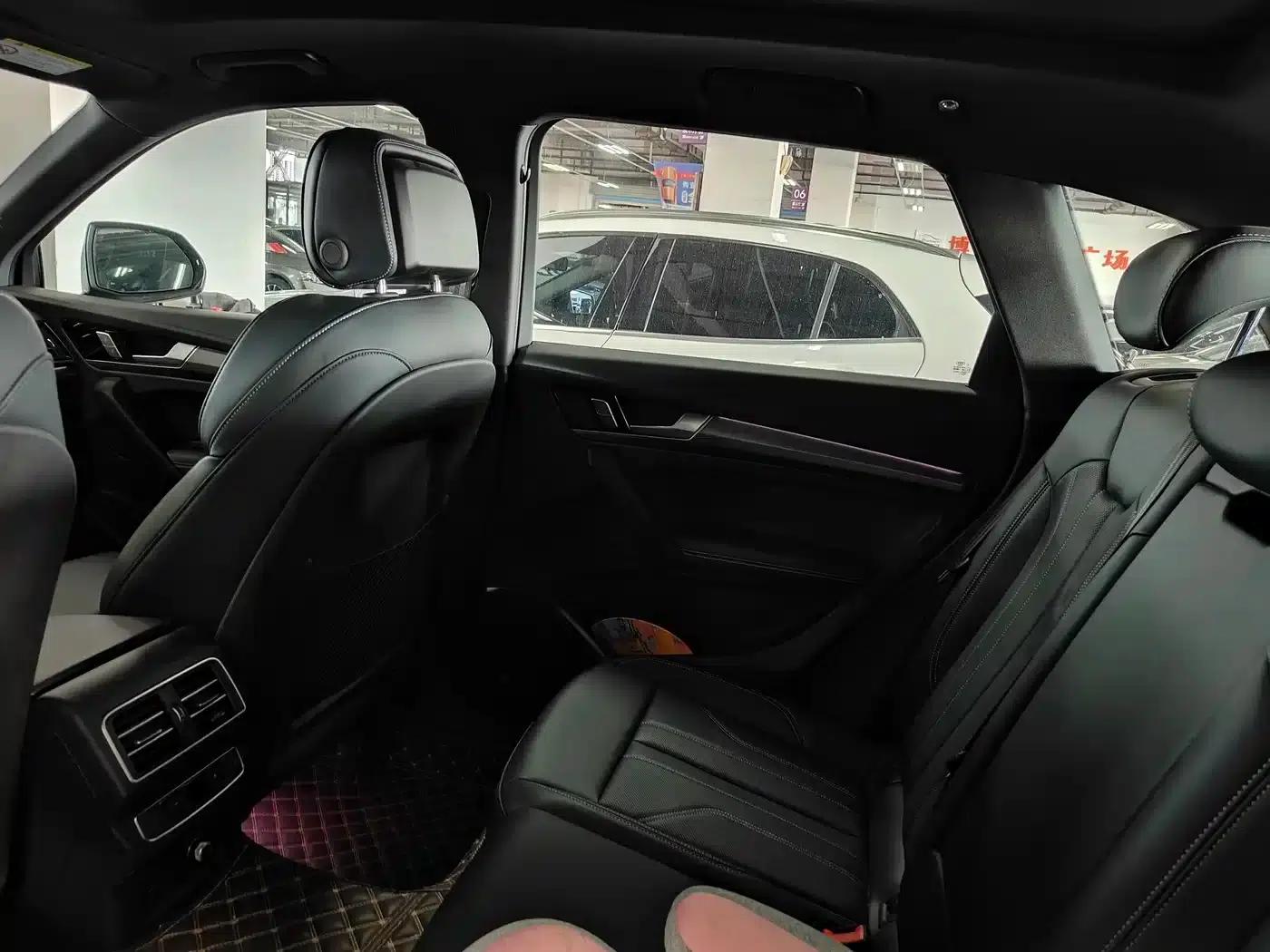 Audi Q5L 2024 40 TFSI Luxury Dynamic — миниатюра 6