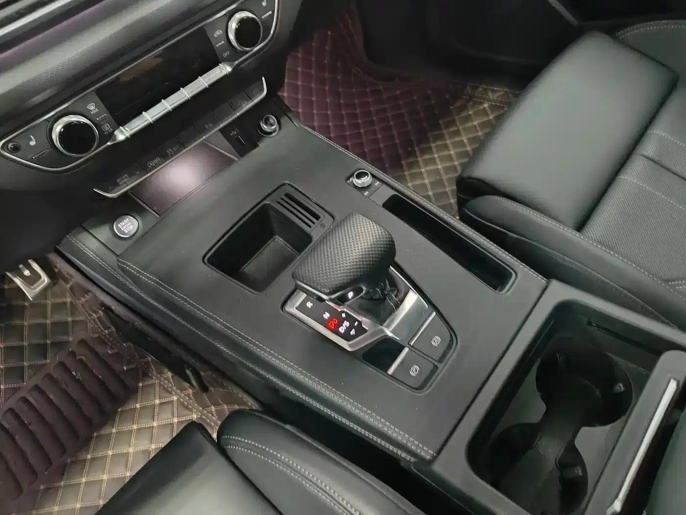 Audi Q5L 2024 40 TFSI Luxury Dynamic — миниатюра 9