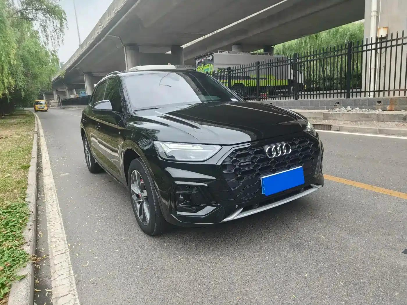 Audi Q5L 2024 40 TFSI Luxury Dynamic — миниатюра 3