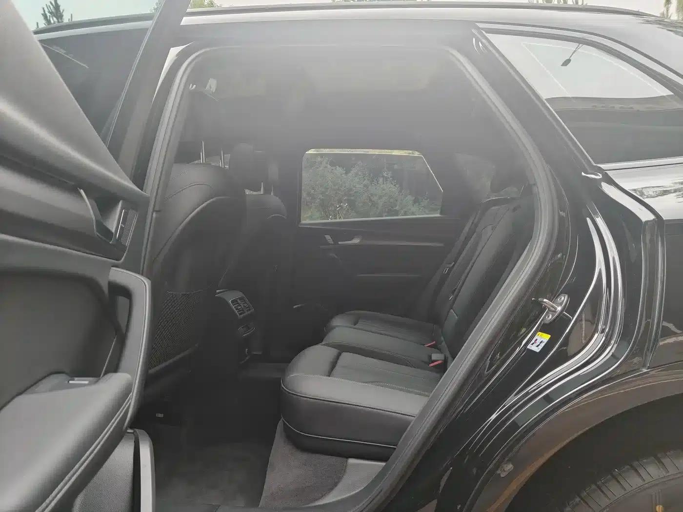 Audi Q5L 2024 40 TFSI Luxury Dynamic — миниатюра 9