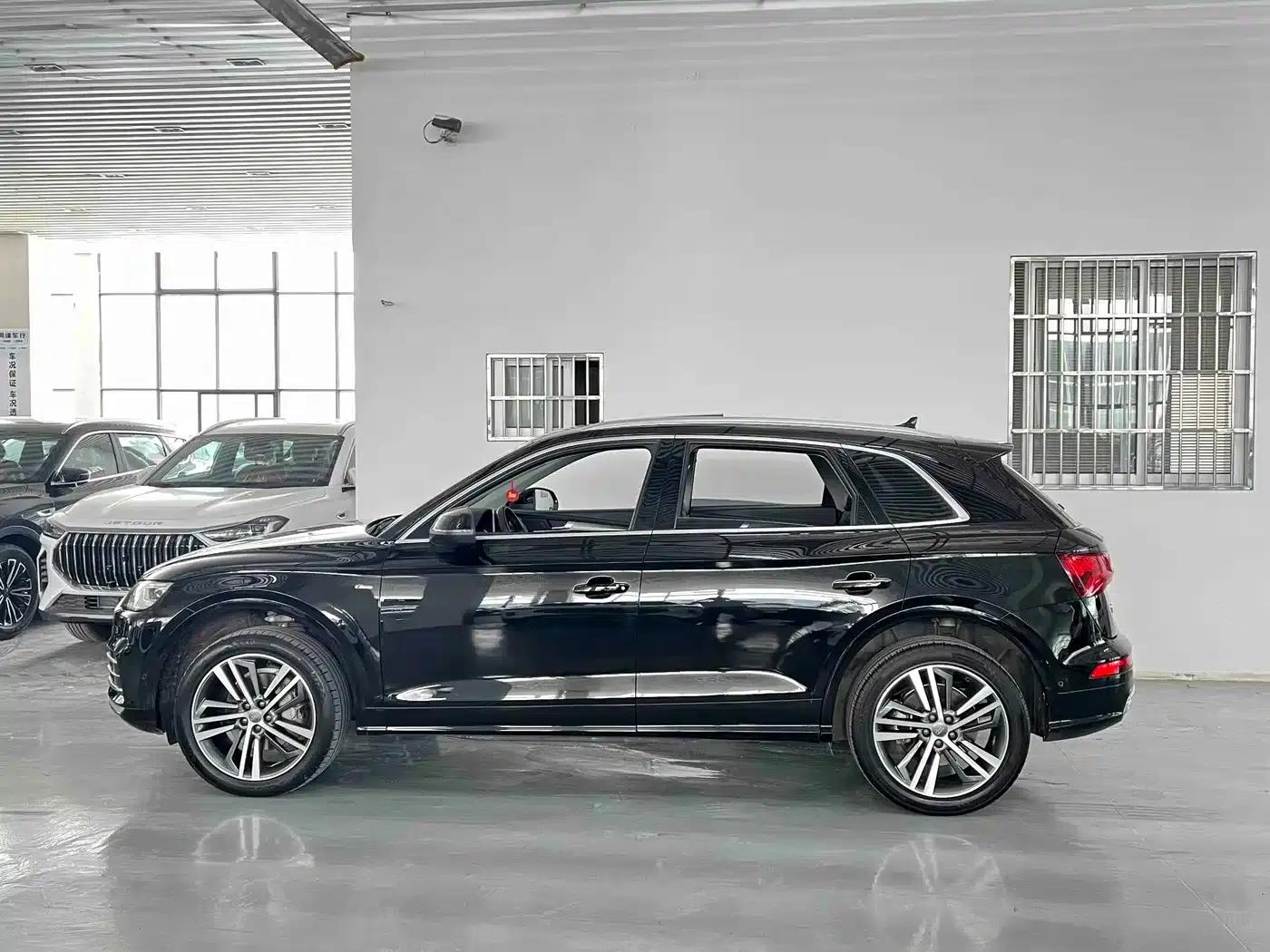 Audi Q5L 2020 45 TFSI Premium Fashion Edition — миниатюра 2