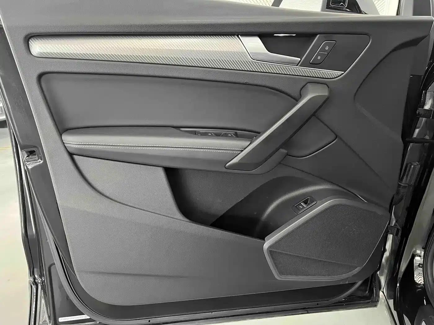 Audi Q5L 2020 45 TFSI Premium Fashion Edition — миниатюра 9