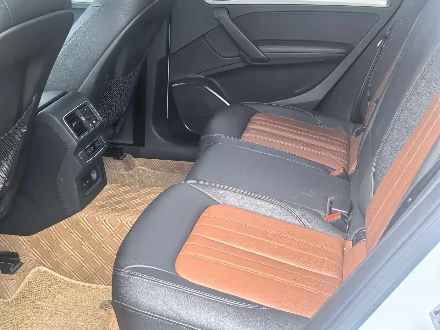Audi Q5L 2020 40 TFSI Luxury Fashion Edition — миниатюра 11