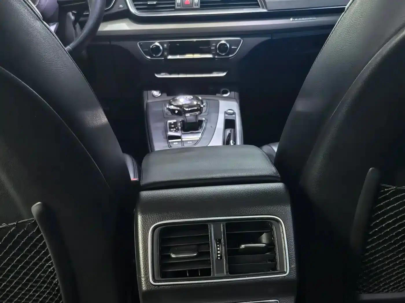 Audi Q5L 2018 40 TFSI Luxury Progressive Edition (National V Emission Standard) — миниатюра 11