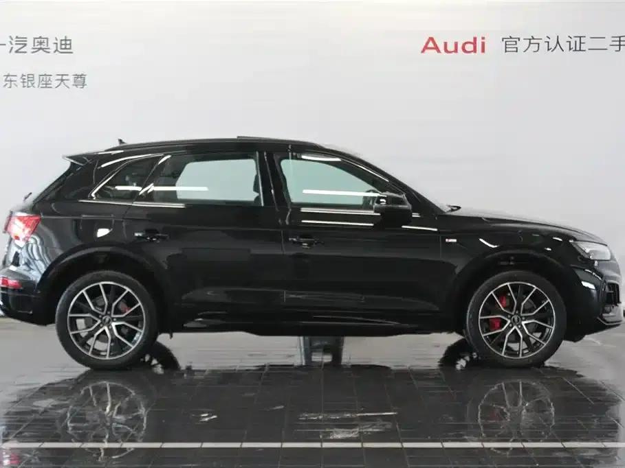 Audi Q5L 2025 45th Anniversary Edition 45 TFSI Luxury Dynamic — миниатюра 4