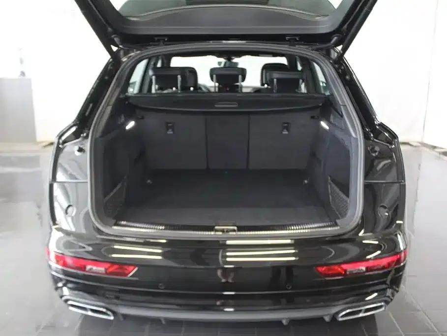 Audi Q5L 2025 45th Anniversary Edition 45 TFSI Luxury Dynamic — миниатюра 7