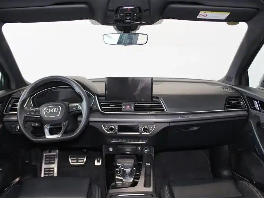 Audi Q5L 2025 45th Anniversary Edition 45 TFSI Luxury Dynamic — миниатюра 9