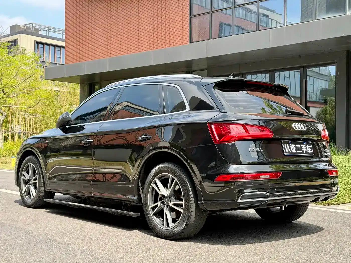 Audi Q5L 2020 45 TFSI Premium Fashion Edition — миниатюра 23