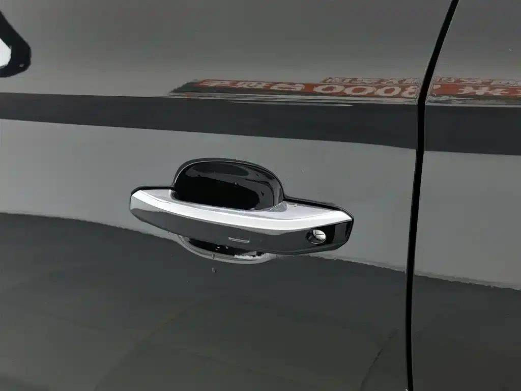 Audi Q5L 2022 40T Luxury Dynamic — миниатюра 18
