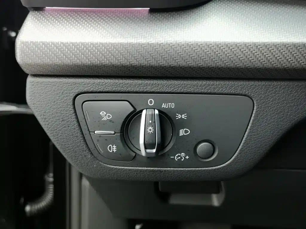 Audi Q5L 2022 40T Luxury Dynamic — миниатюра 21