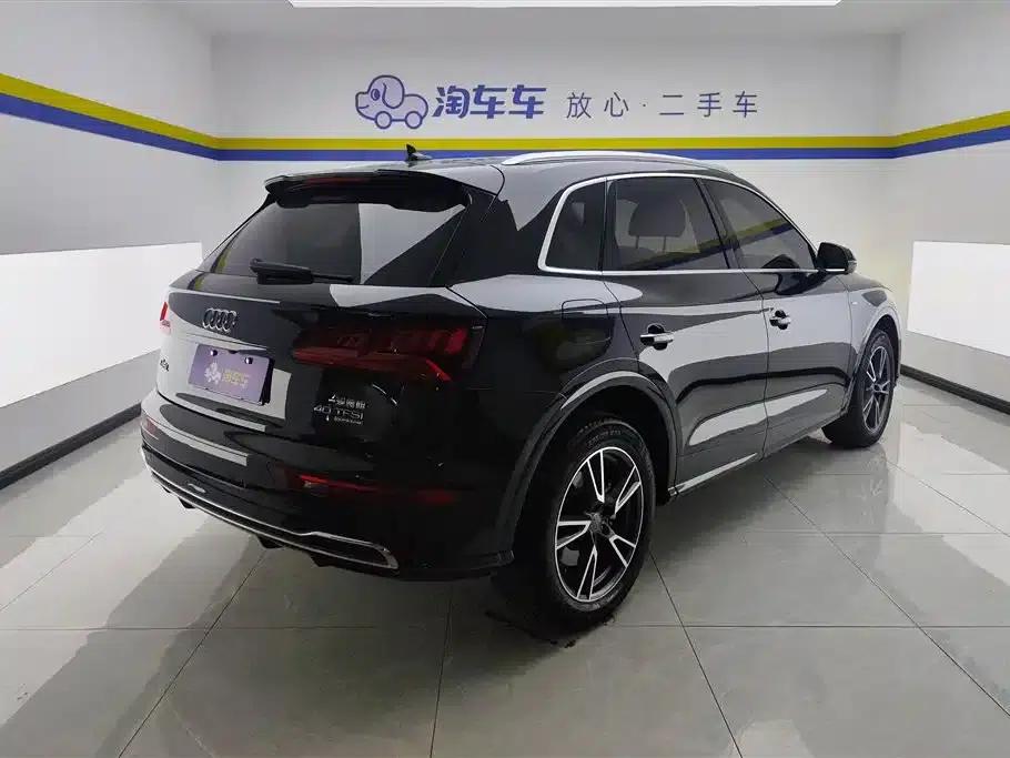 Audi Q5L 2020 Facelift 40 TFSI Luxury Fashion Edition — миниатюра 3