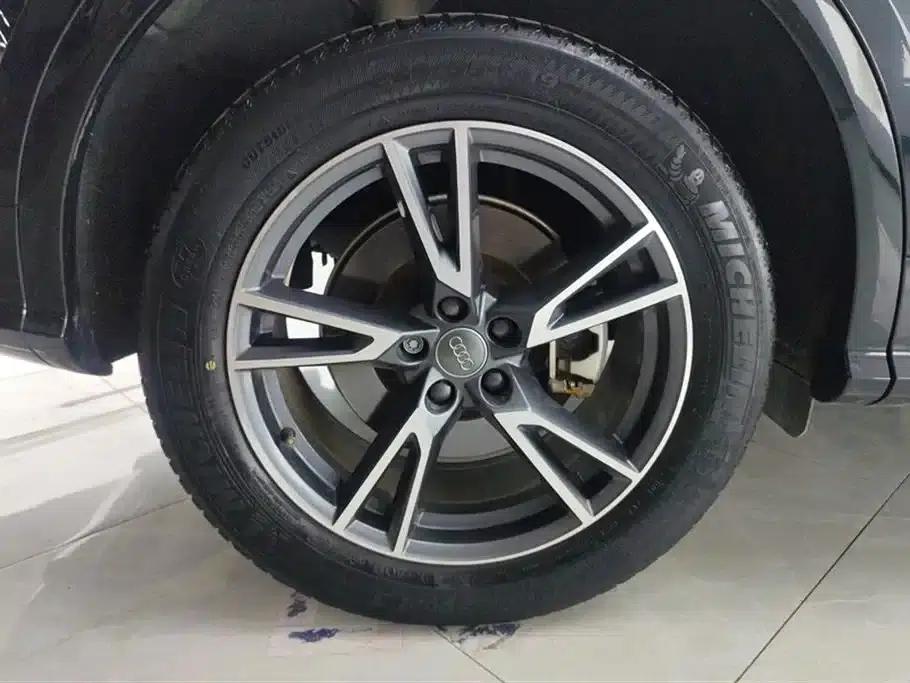Audi Q5L 2020 Facelift 40 TFSI Luxury Fashion Edition — миниатюра 6