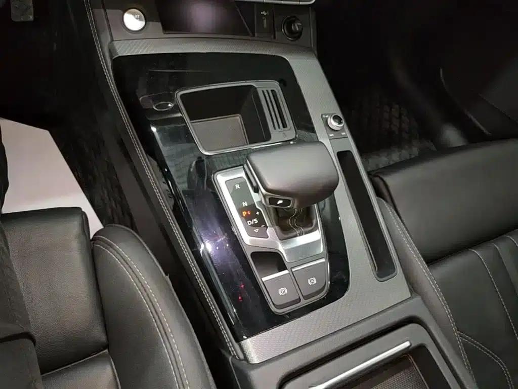 Audi Q5L 2022 40T Luxury Dynamic — миниатюра 14