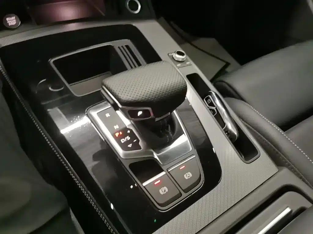 Audi Q5L 2024 40 TFSI Luxury Dynamic — миниатюра 14
