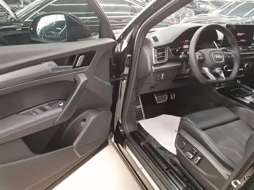 Audi Q5L 2024 40 TFSI Luxury Dynamic — миниатюра 16