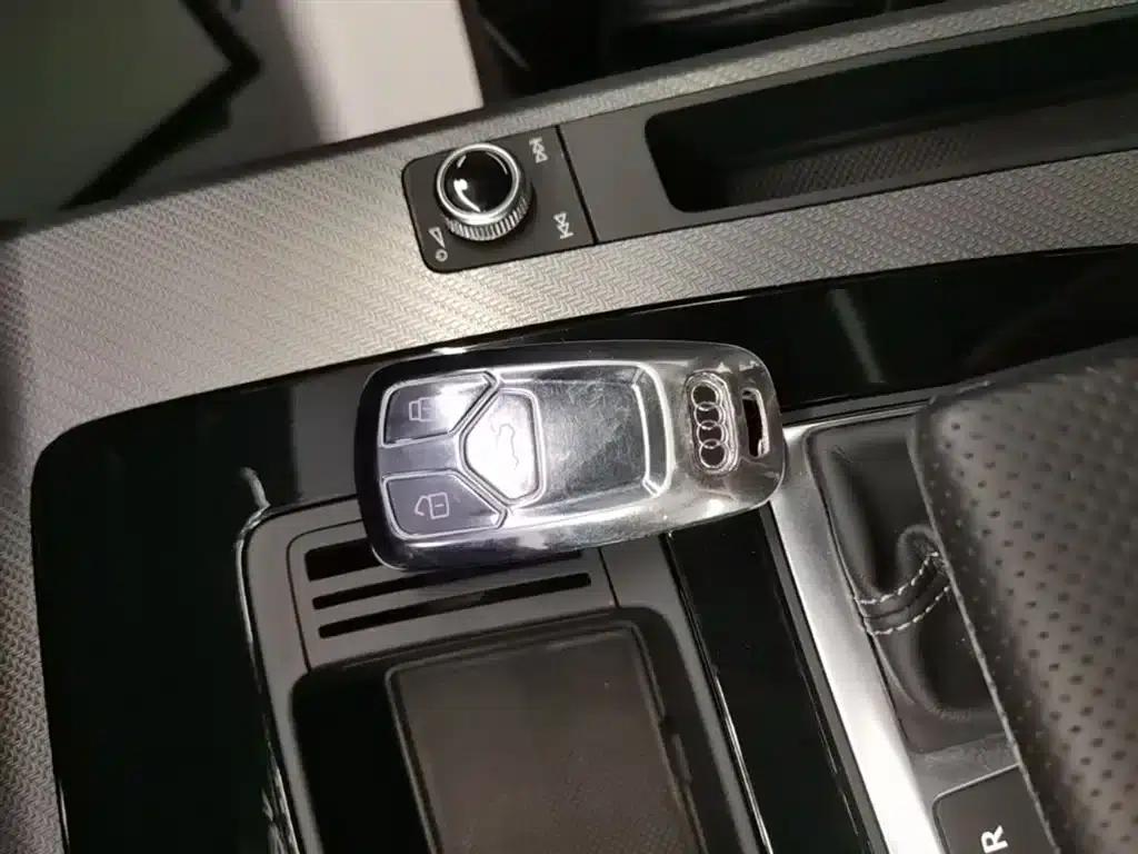 Audi Q5L 2024 40 TFSI Luxury Dynamic — миниатюра 9