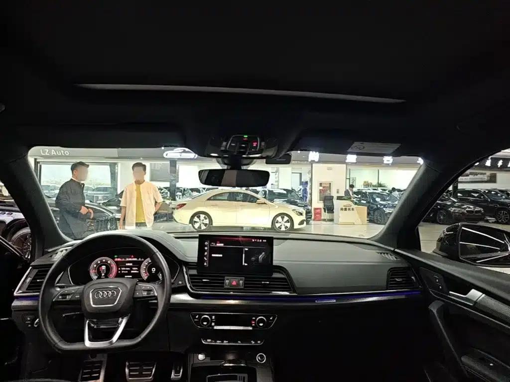 Audi Q5L 2023 40T Luxury Dynamic — миниатюра 18