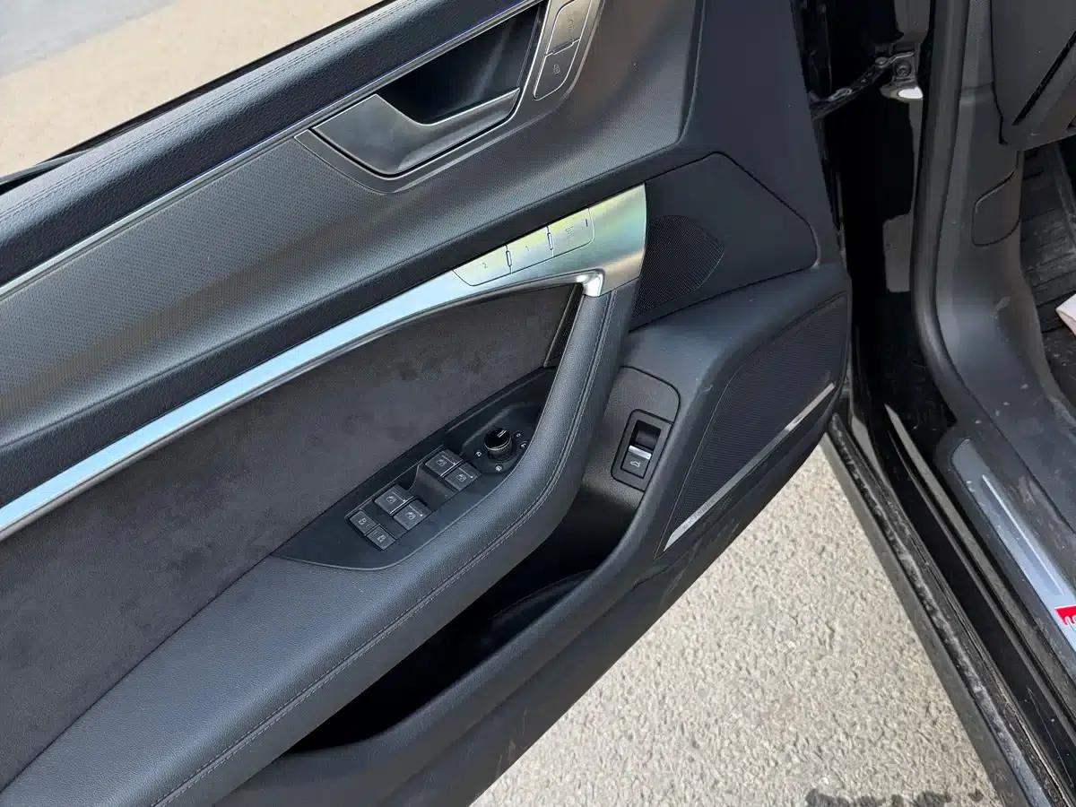 Audi A7 2019 55 TFSI quattro Competition Edition — миниатюра 5