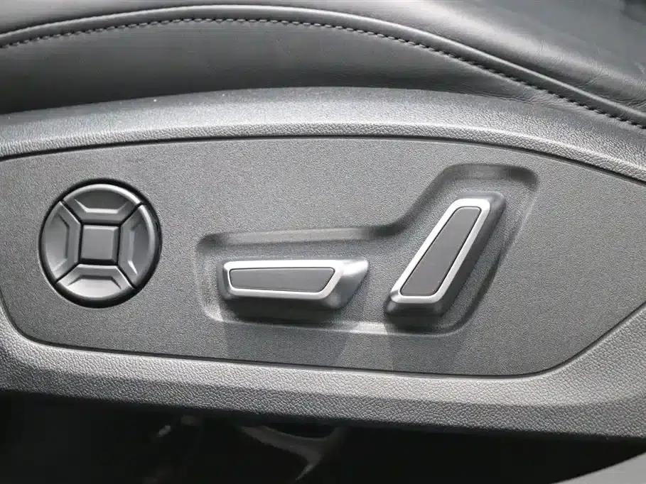 Audi A7 2024 55 TFSI quattro Premium — миниатюра 12