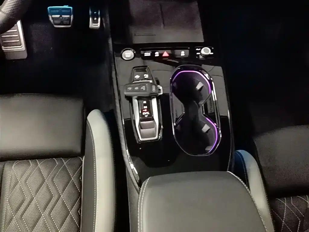 Audi A5L 2026 2.0T Sport Plus — миниатюра 14