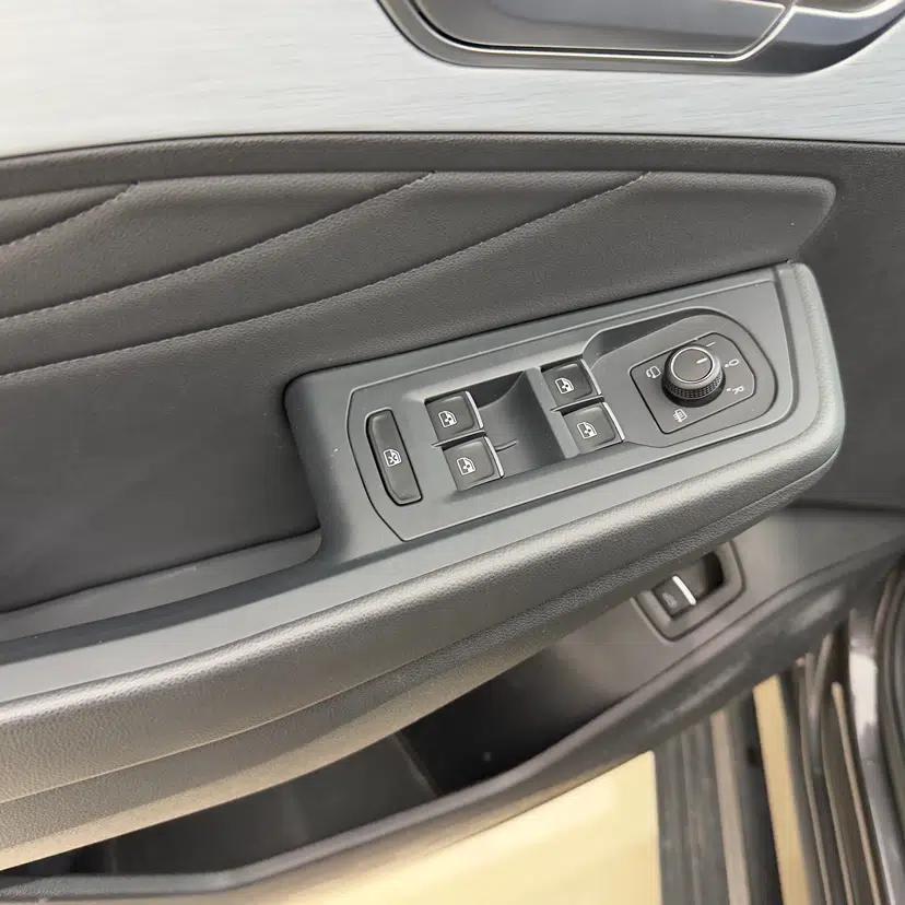 Volkswagen Talagon 2024 380TSI All-Wheel Drive Luxury Prestige Pro 6-Seater — миниатюра 11