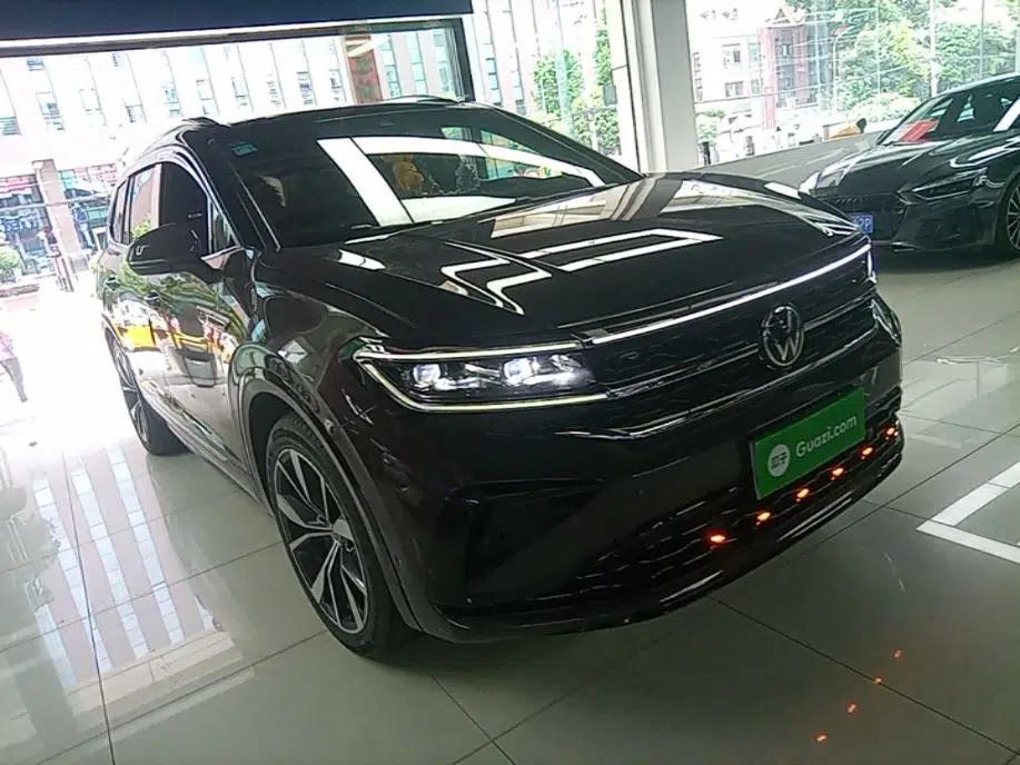 Volkswagen Talagon 2021 380TSI Four-Wheel Drive R-Line Touareg Edition — миниатюра 3