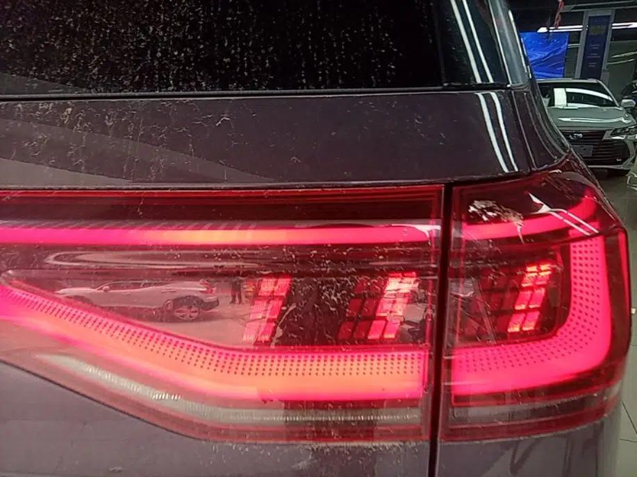 Volkswagen Talagon 2021 380TSI Four-Wheel Drive R-Line Touareg Edition — миниатюра 7