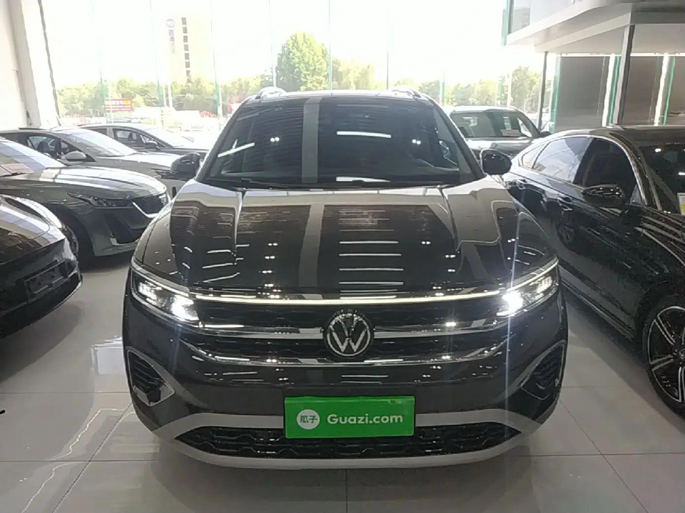 Volkswagen Talagon 2022 380TSI Four-Wheel Drive Luxury "Jiajing" Edition Pro 6 Seats — миниатюра 2
