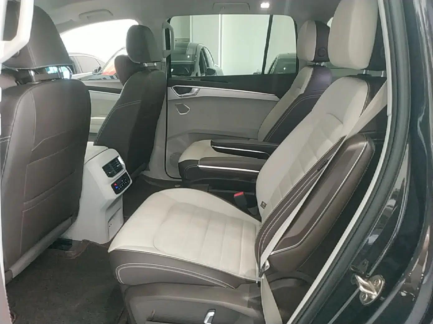 Volkswagen Talagon 2022 380TSI Four-Wheel Drive Luxury "Jiajing" Edition Pro 6 Seats — миниатюра 20