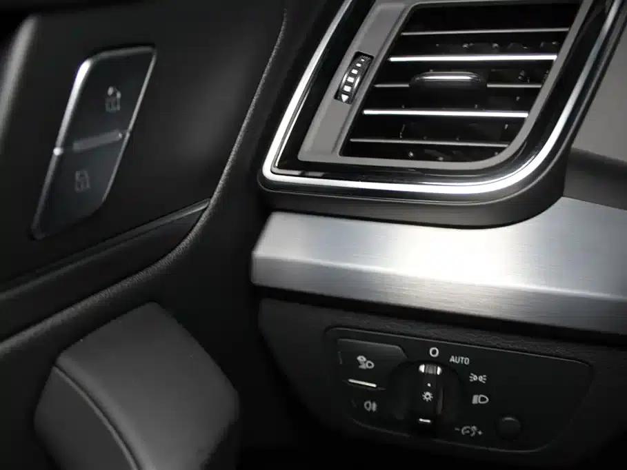 Audi Q5L Sportback 2024 40 TFSI Fashion Edition — миниатюра 15
