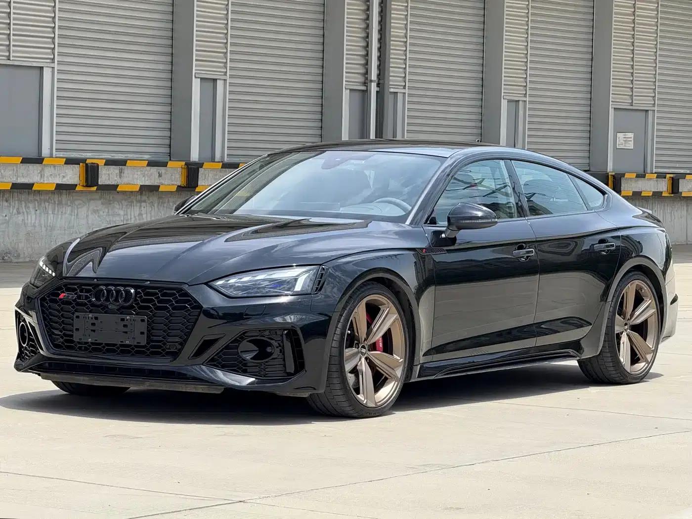 Audi RS 5 2022 RS 5 2.9T Sportback Obsidian Edition — миниатюра 1