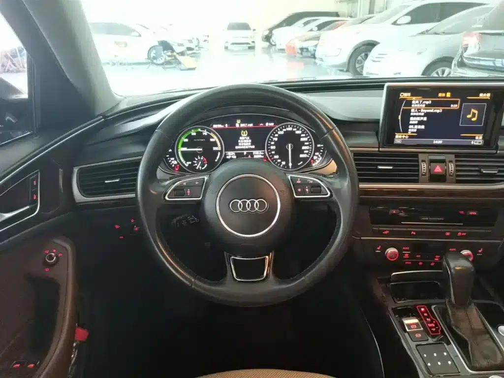 Audi A6L PHEV 2018 40 e-tron — миниатюра 10