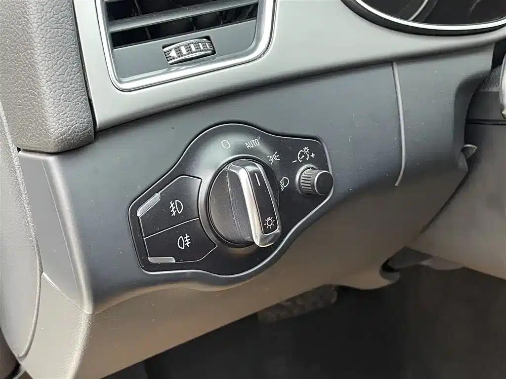 2013 Audi A4 Imported Model 40 TFSI allroad quattro Comfort — миниатюра 16