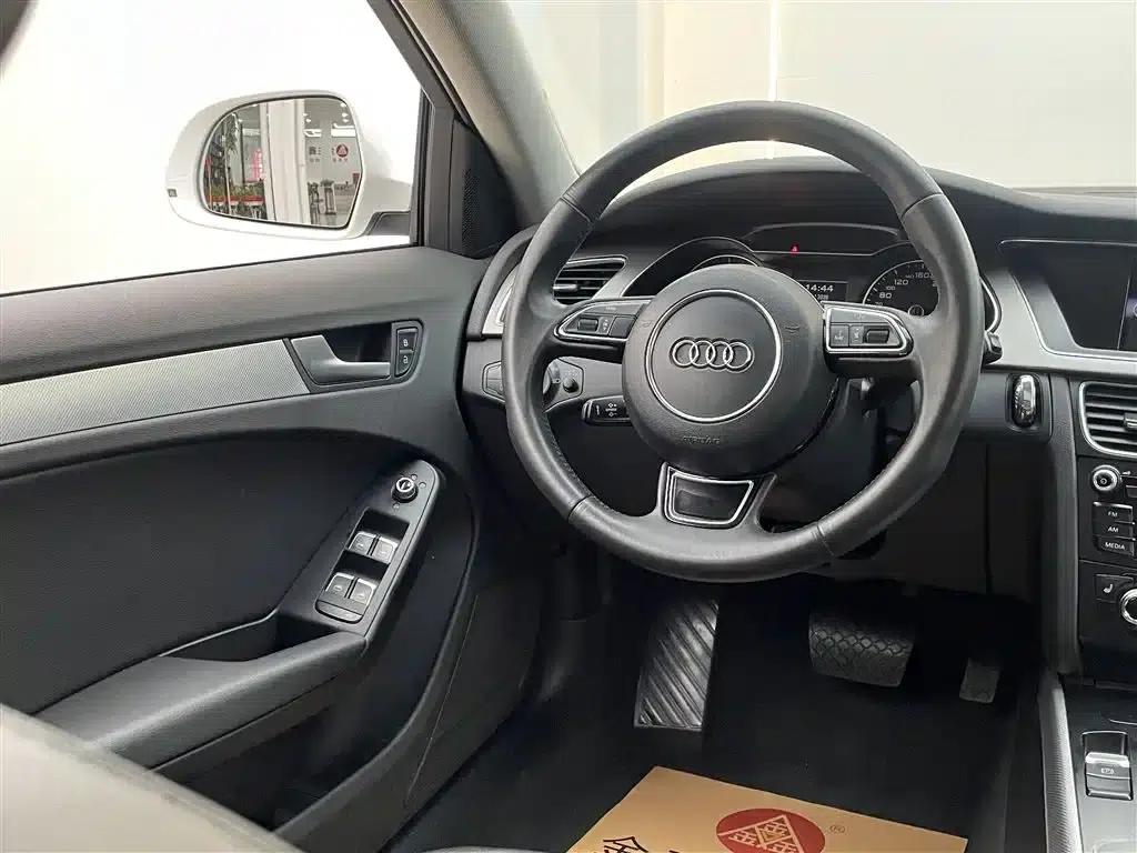 2013 Audi A4 Imported Model 40 TFSI allroad quattro Comfort — миниатюра 27