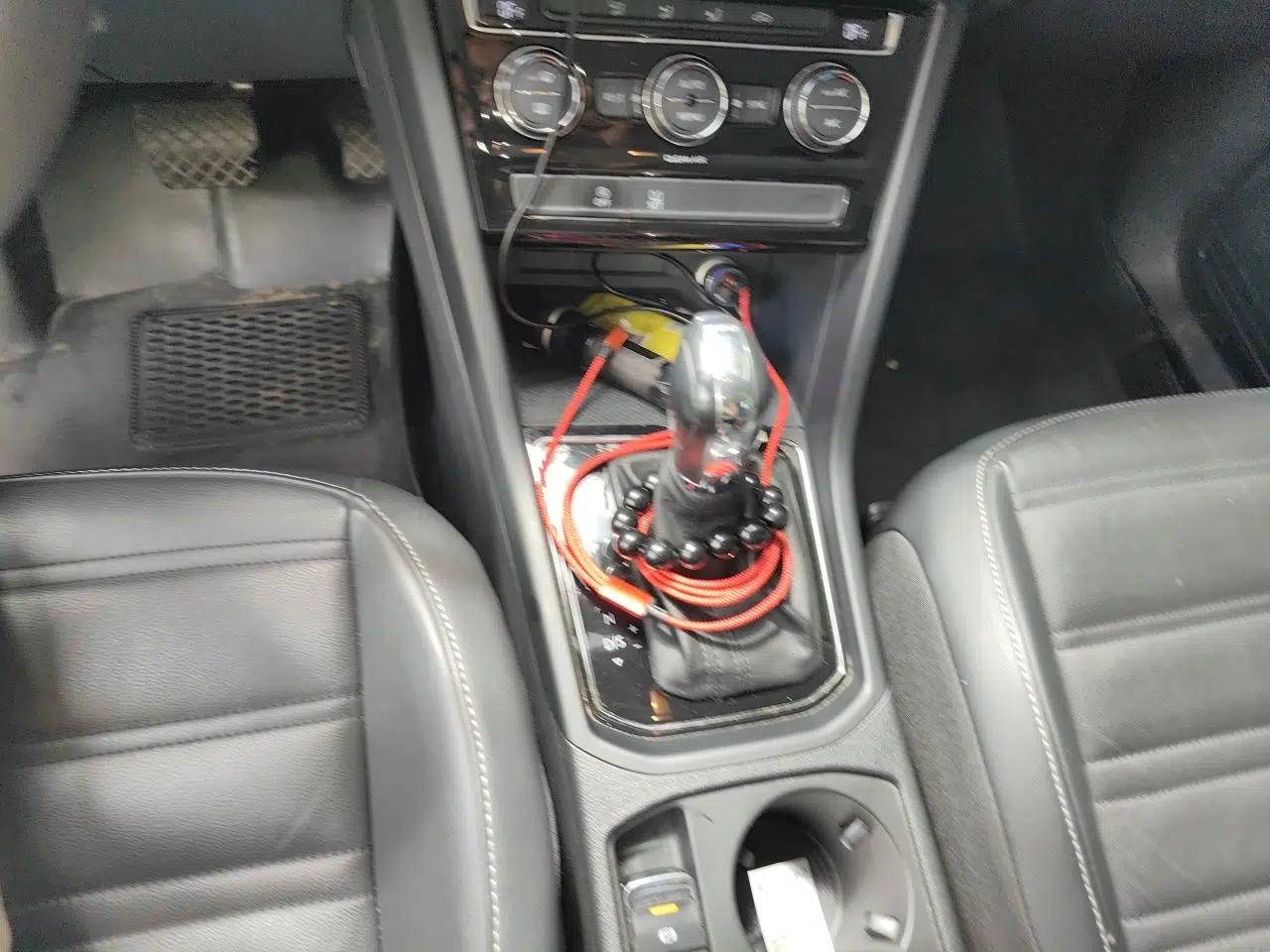 Volkswagen Touran 2016 Volkswagen Touran L 280TSI DSG Comfort Edition — миниатюра 15