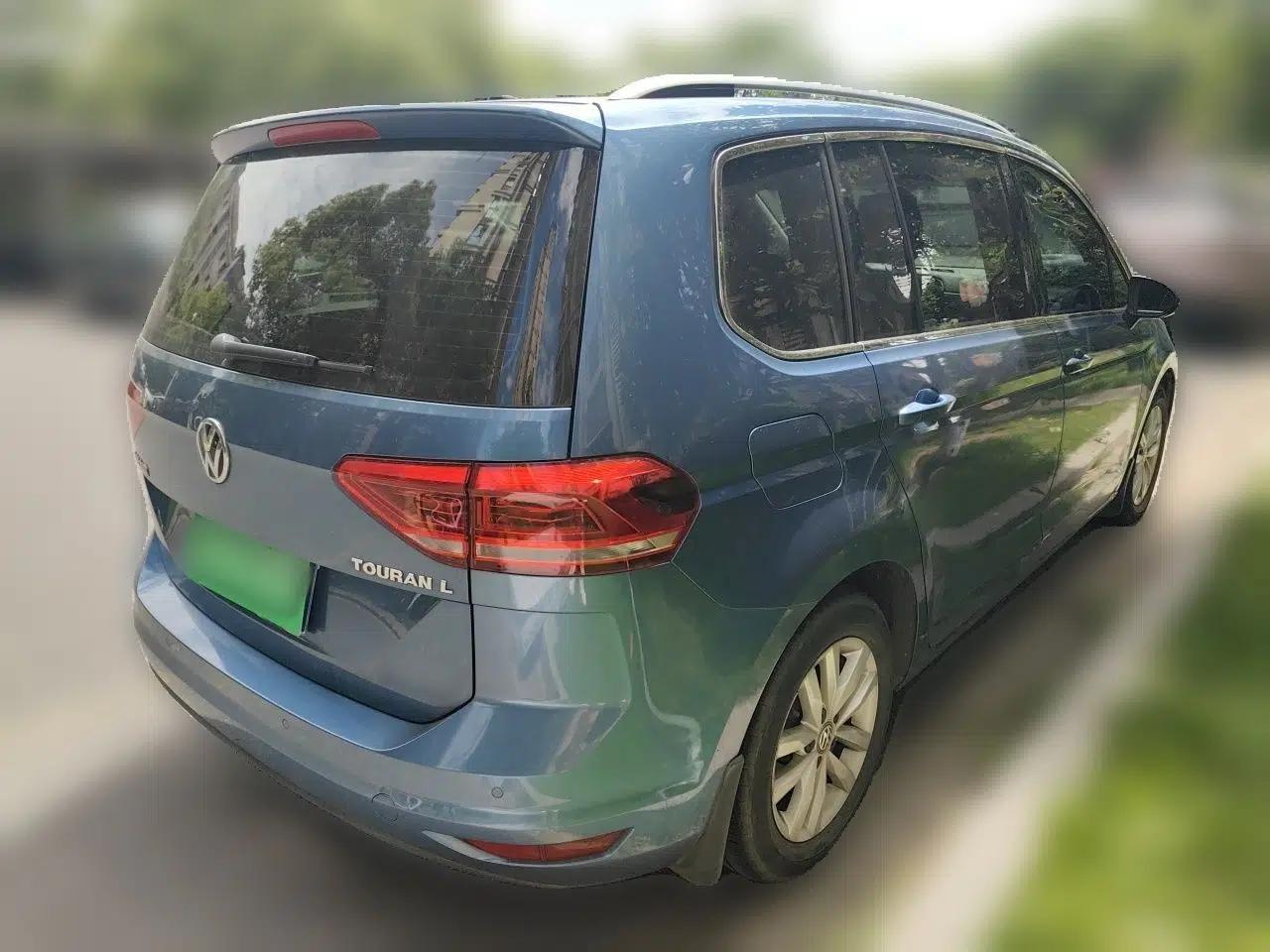 Volkswagen Touran 2016 Volkswagen Touran L 280TSI DSG Comfort Edition — миниатюра 6