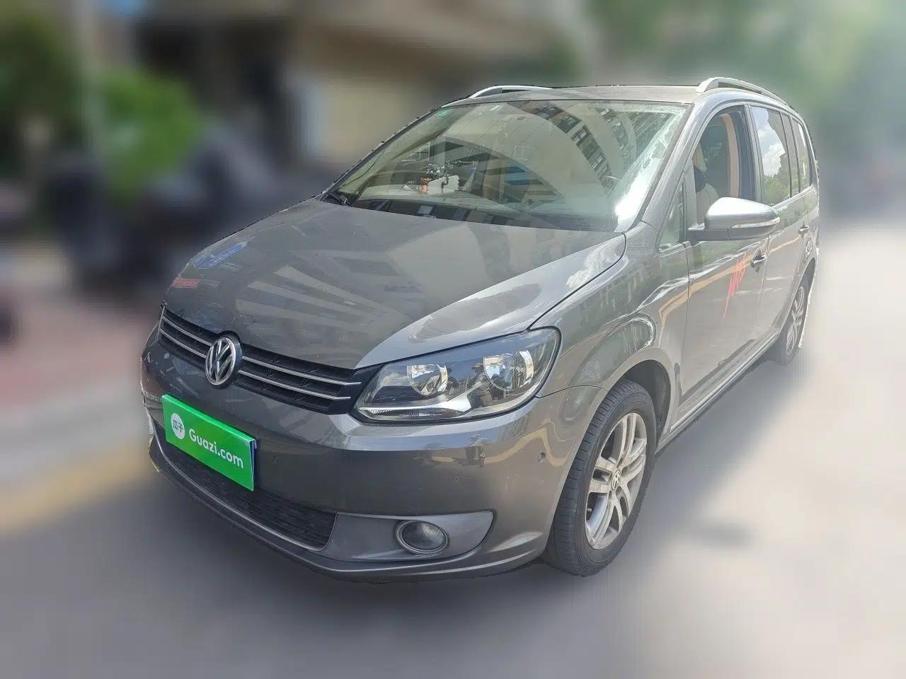 Volkswagen Touran 2011 1.4T DSG ZhiZhen Edition 5 Seats — миниатюра 1