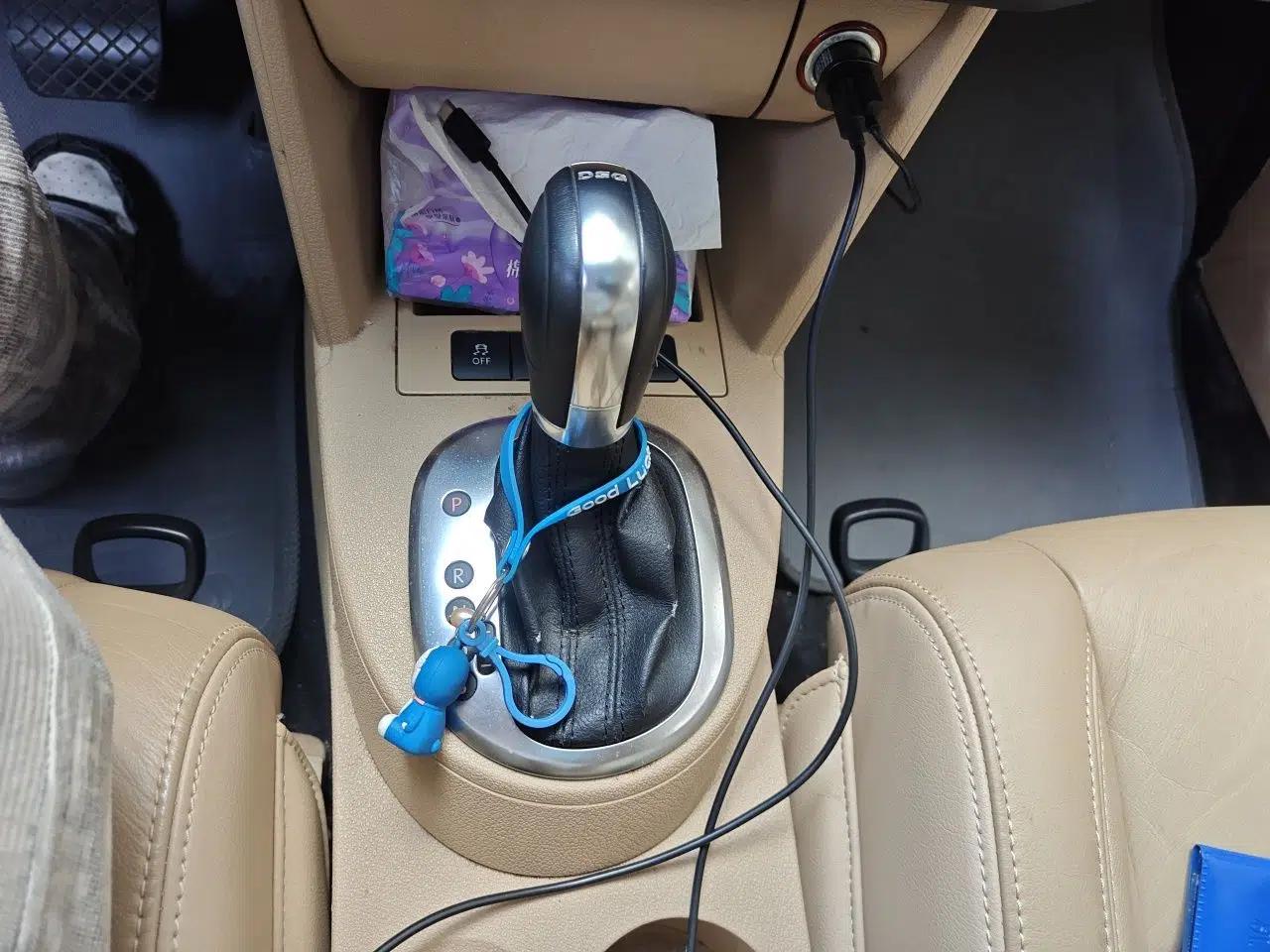 Volkswagen Touran 2011 1.4T DSG ZhiZhen Edition 5 Seats — миниатюра 15