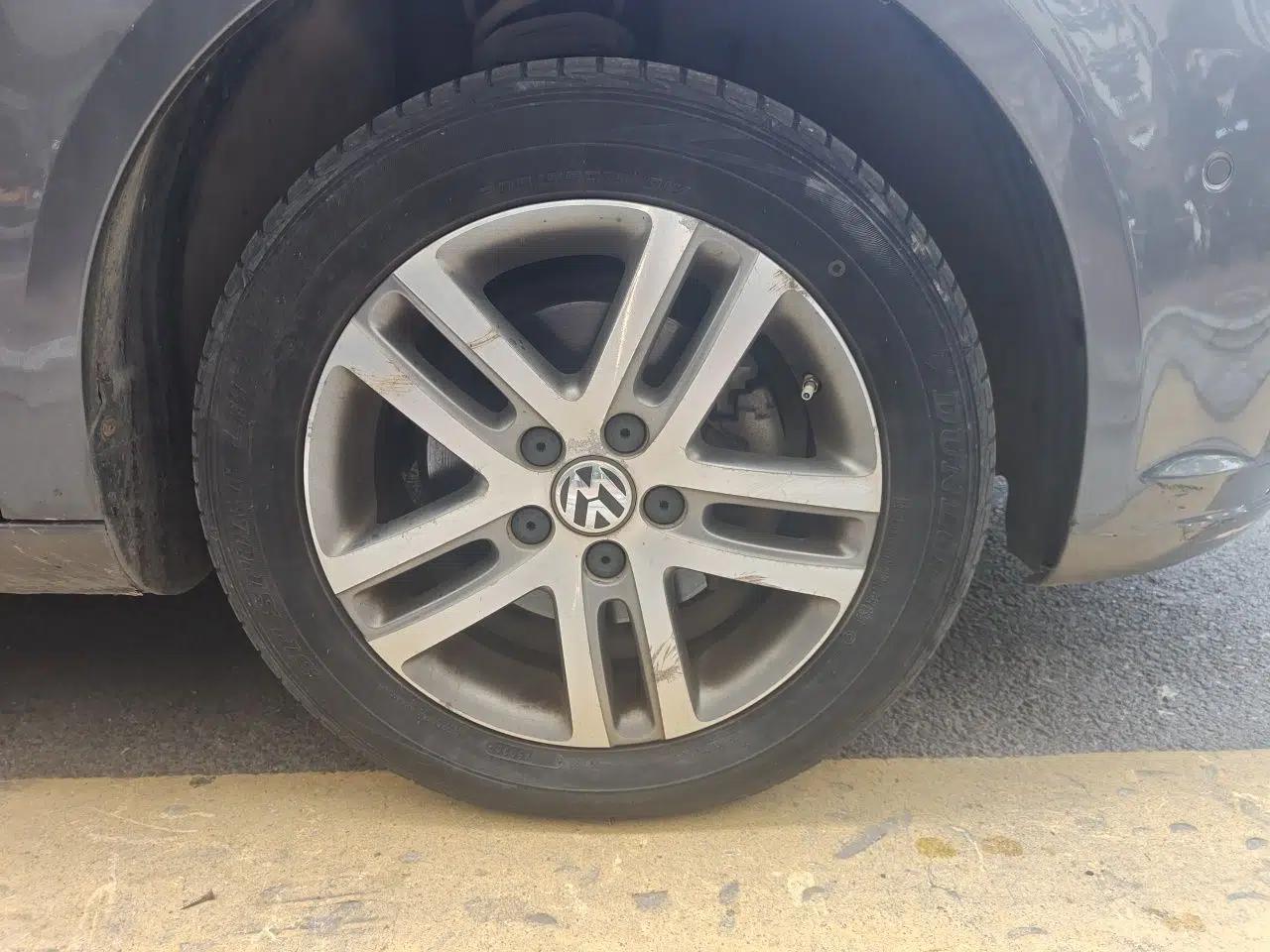 Volkswagen Touran 2011 1.4T DSG ZhiZhen Edition 5 Seats — миниатюра 8