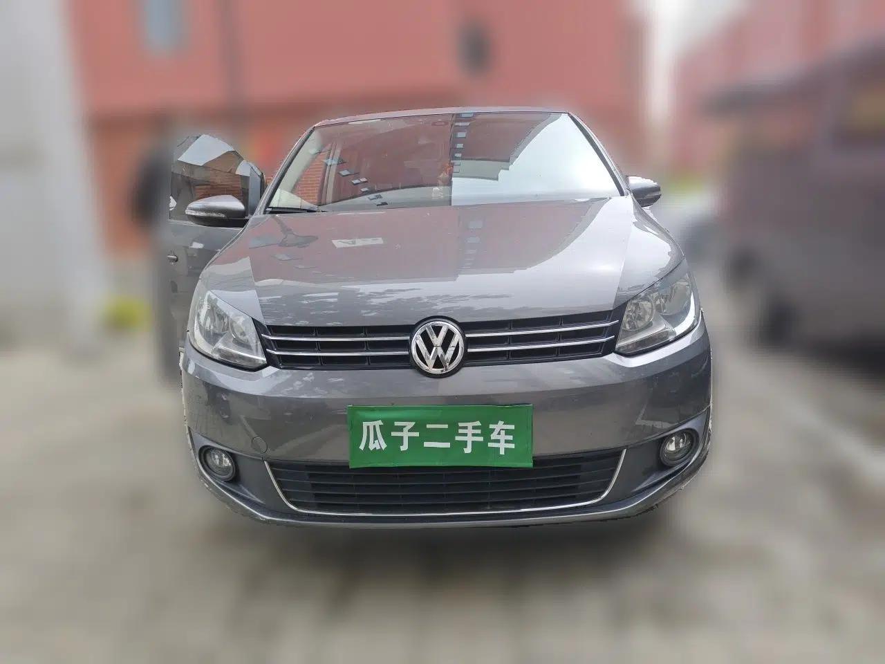 Volkswagen Touran 2013 1.4T DSG Comfort Edition 5-Seater — миниатюра 2
