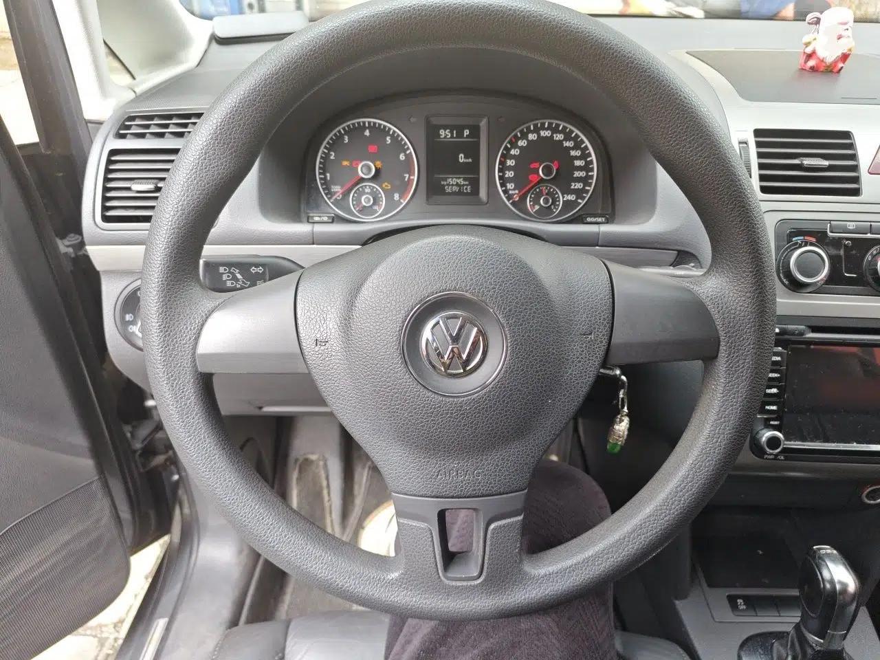 Volkswagen Touran 2013 1.4T DSG Comfort Edition 5-Seater — миниатюра 11
