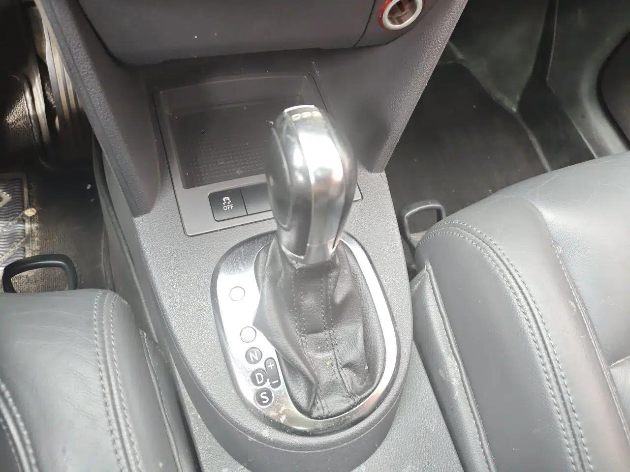 Volkswagen Touran 2013 1.4T DSG Comfort Edition 5-Seater — миниатюра 15