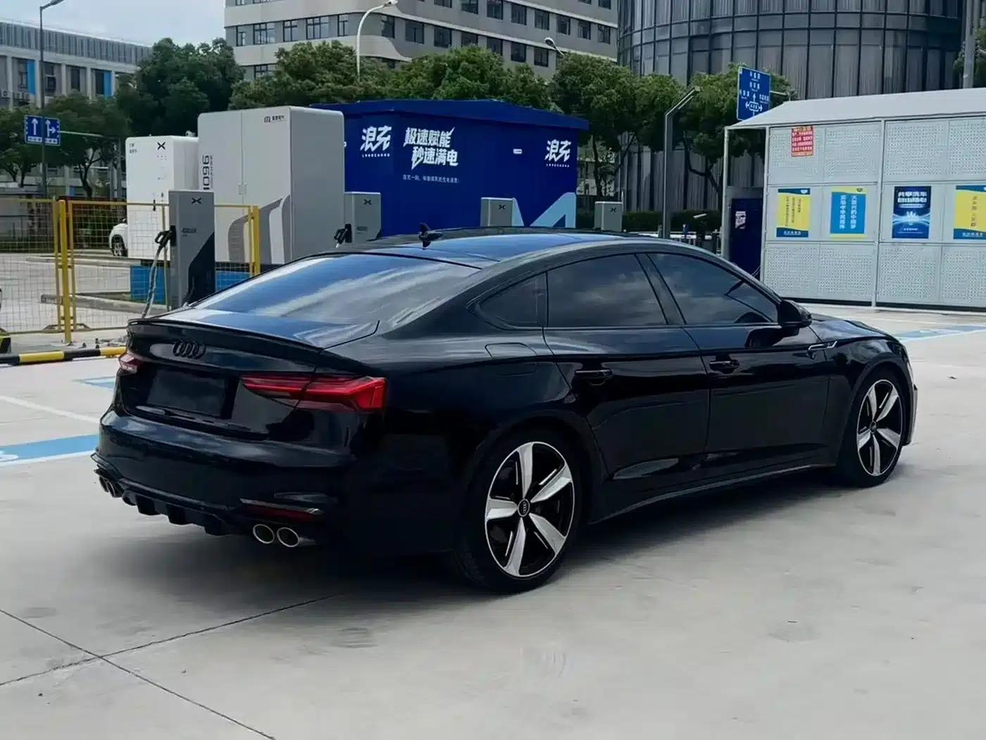2023 Audi A5 Sportback 40 TFSI (Imported) - Fashionable and Dynamic Model — миниатюра 7