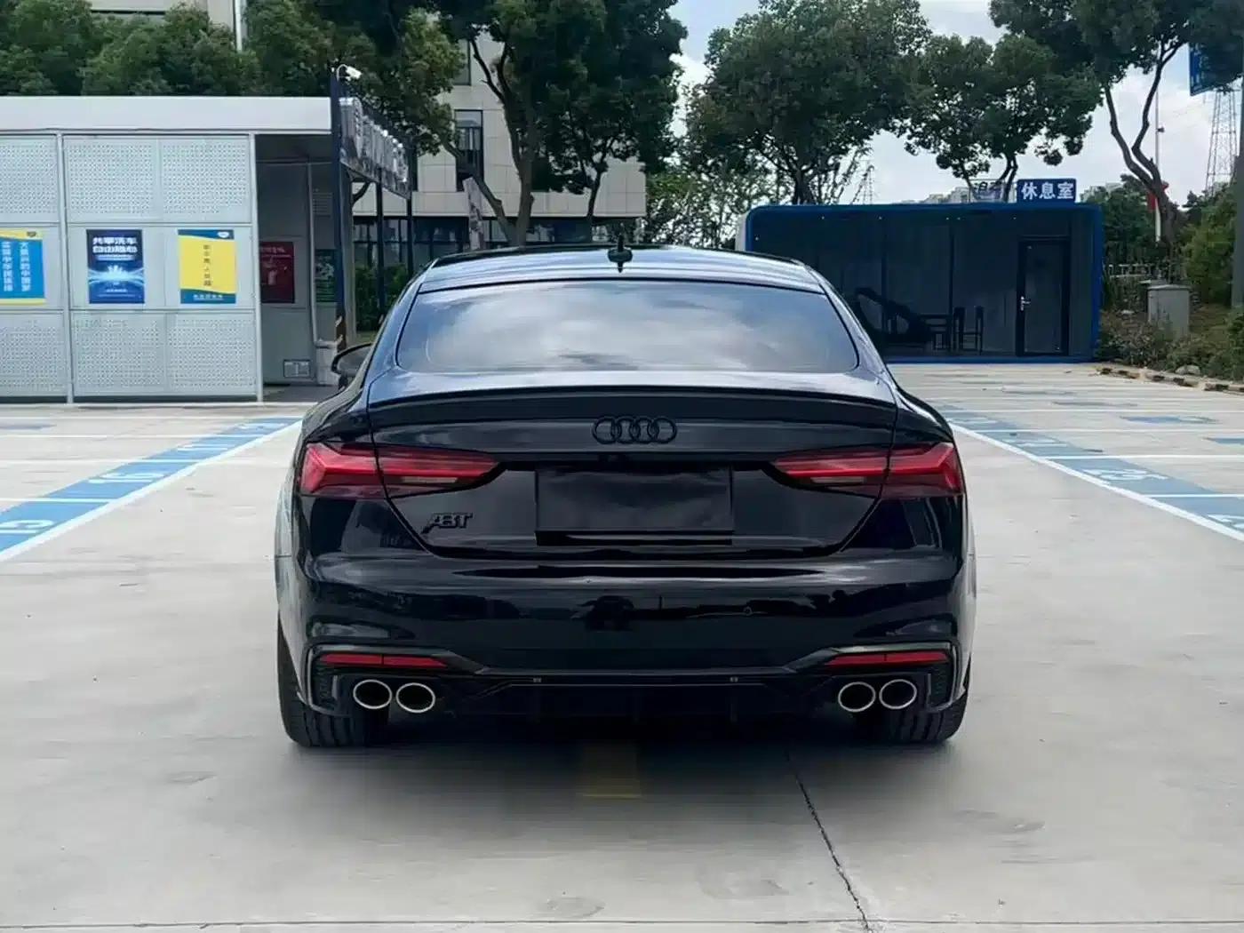 2023 Audi A5 Sportback 40 TFSI (Imported) - Fashionable and Dynamic Model — миниатюра 8
