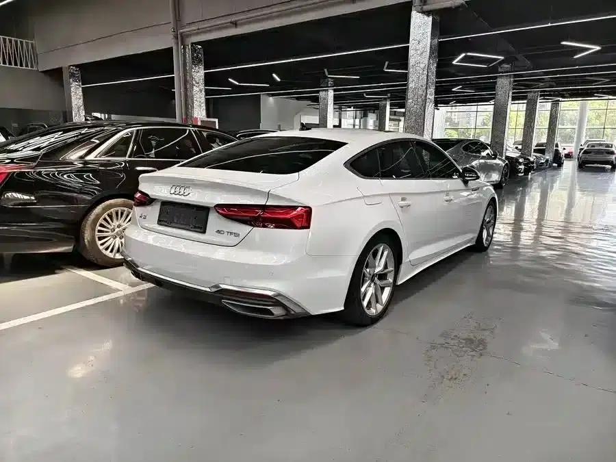 2022 Audi A5 Sportback 40 TFSI quattro Luxury Dynamic (Imported) — миниатюра 18